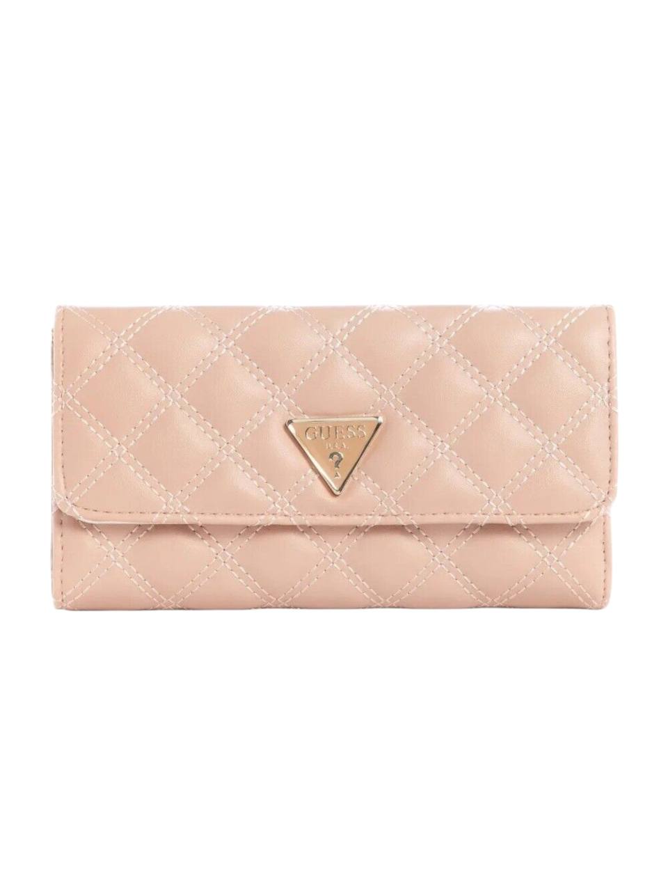 Quilted wallet with brand logo on a white background, Guess, Monza Outlet, Monza Fashion, Shein Outlet