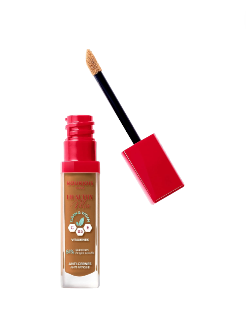 Makeup concealer with applicator on a white background monza outlet, Shein outlet, monza fashion