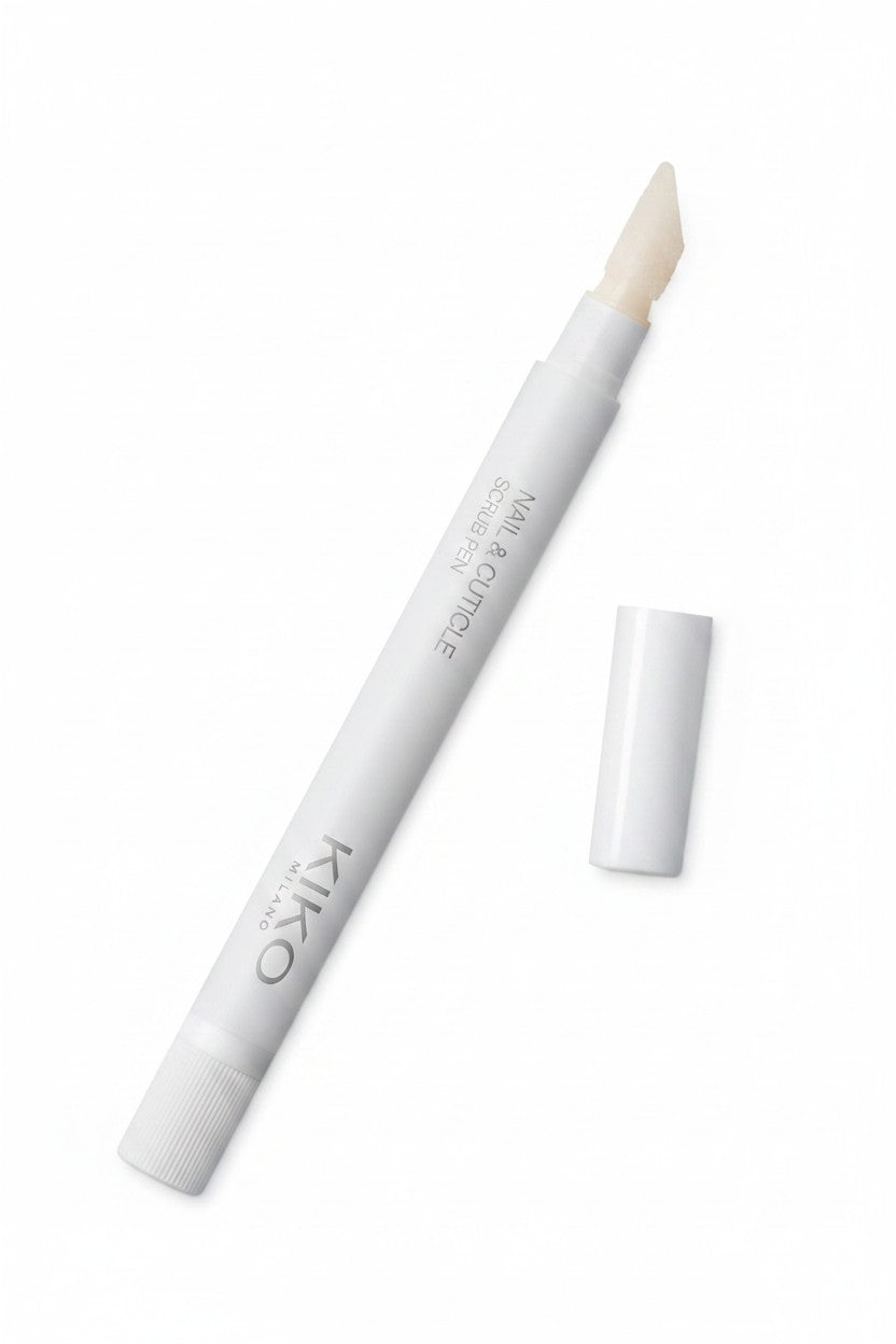 White cosmetic pen with cap on a white background. Antler, Monza Outlet, Monza Fashion, Shein Outlet