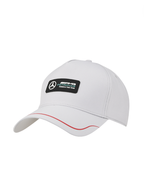 White cap with a black logo on a white backgroundmonza outlet, Shein outlet, monza fashion