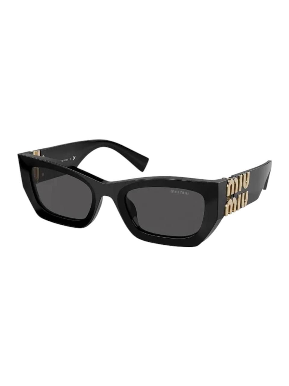 Black sunglasses with gold accents on a white background Monza Outlet, Monza Fashion, Shein Outlet