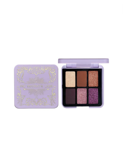 Makeup palette with four colors on a white background. Pat McGrath Labs Monza Outlet