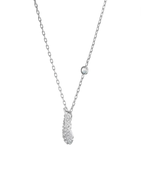 Silver necklace with a small pendant on a white background monza outlet, Shein outlet, monza fashion
