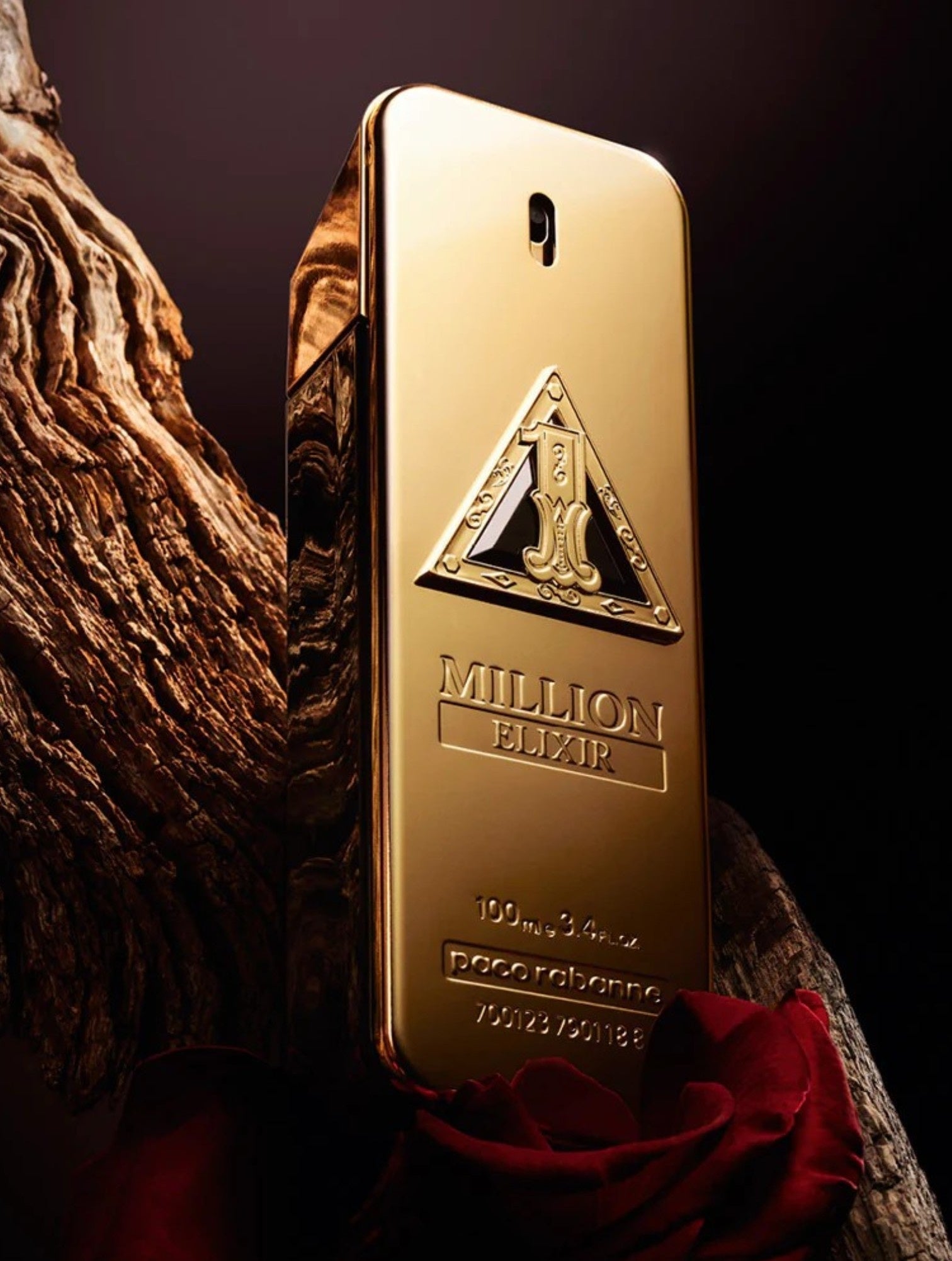 Gold phone case with a triangle design and MILLION branding on a dark background. Paco Rabanne, Monza Outlet, Monza Fashion, Shein Outlet