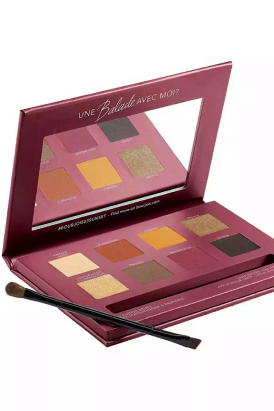 Makeup palette with eyeshadows and a brush on a white background Monza outlet, monza fashion, shein outlet, shien outlet