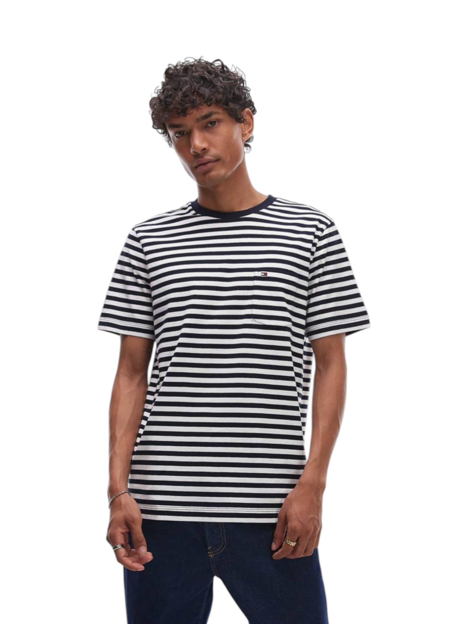 Man wearing a black and white striped t-shirt on a white background. Tommy, Monza Outlet, Monza Fashion, Shein Outlet