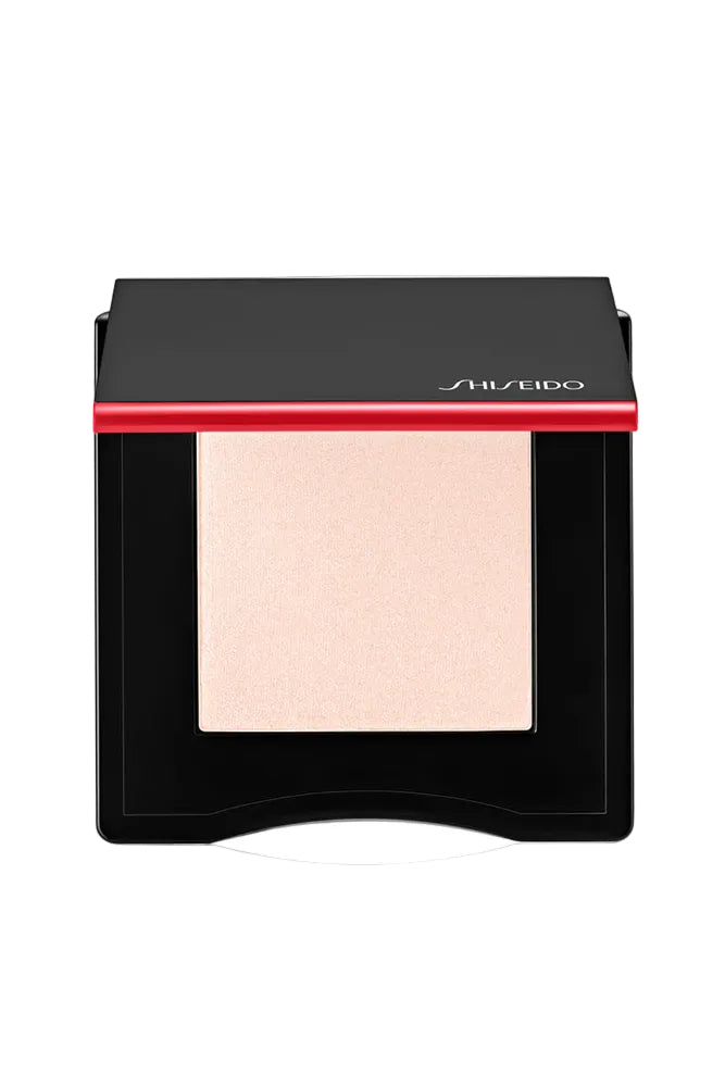 Shiseido makeup compact on a white background Monza Outlet