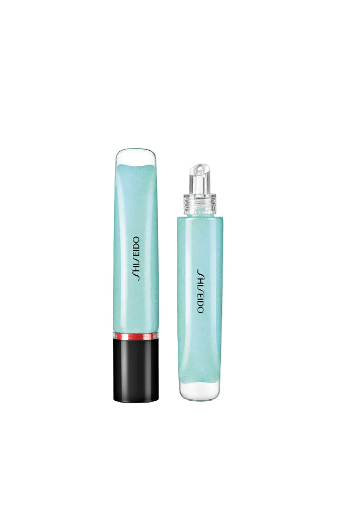 Two Shiseido cosmetic bottles with a white background Monza Outlet