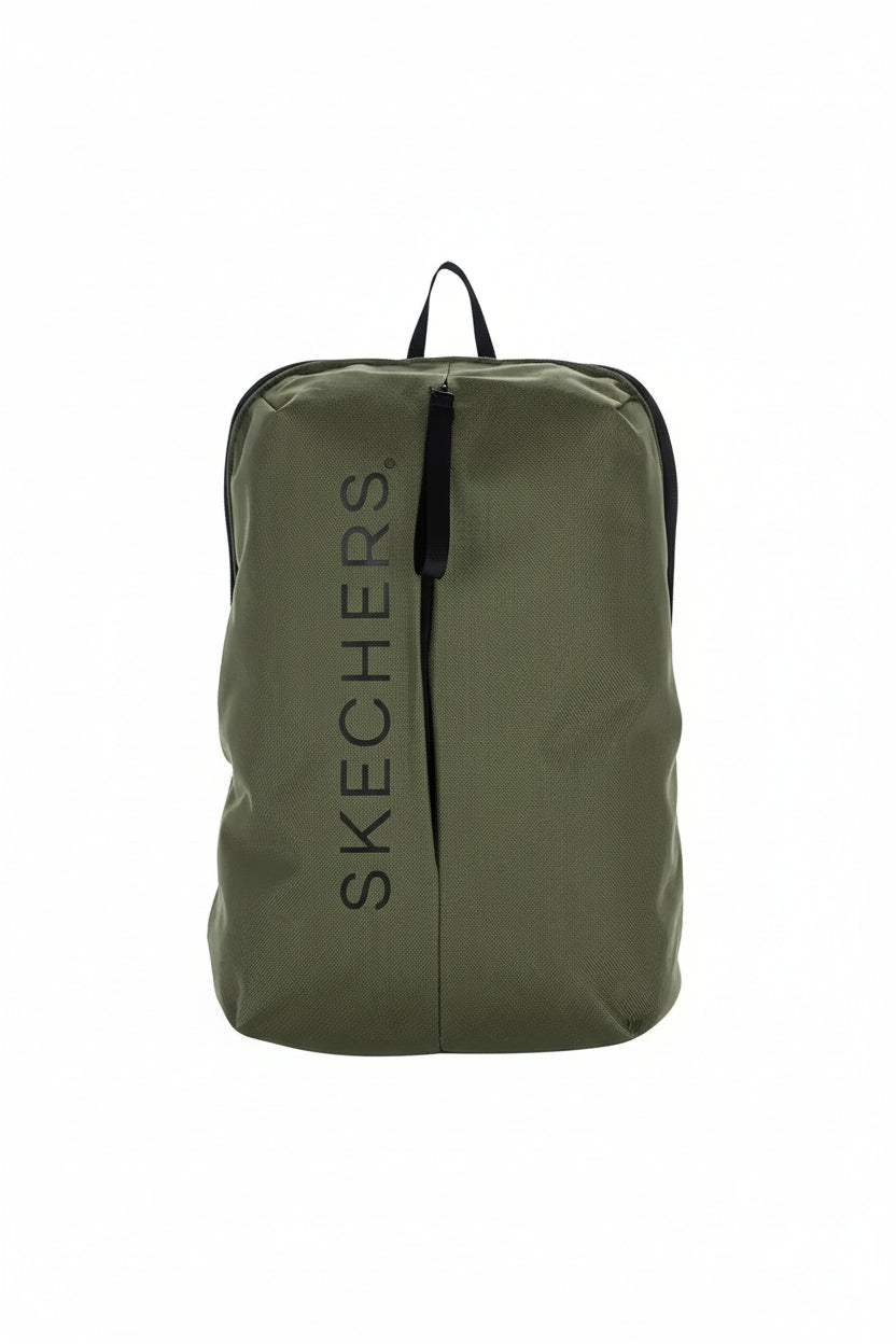Green backpack with Skechers branding on a white background. Skechers, Monza Outlet, Monza Fashion, Shein Outlet