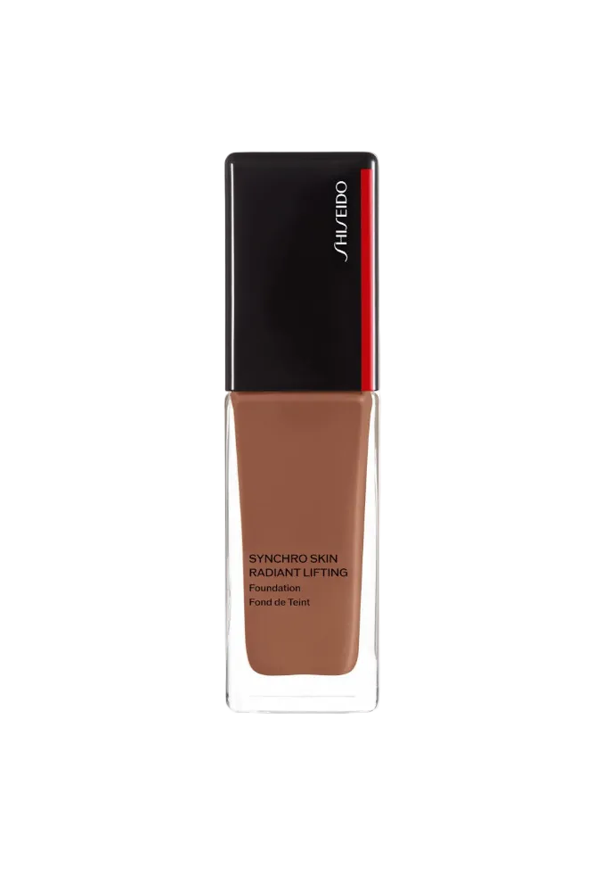 Shiseido Synchro Skin Radiant Lifting Foundation bottle on a white background Monza Outlet