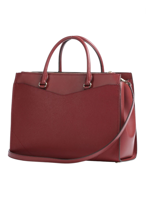 Red handbag with a shoulder strap on a white background Michael Kors Monza Outlet, Monza Fashion, Shein Outlet