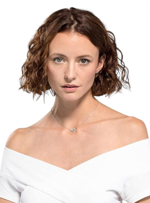 Woman wearing a necklace with a white top on a white background monza outlet, Shein outlet, monza fashion