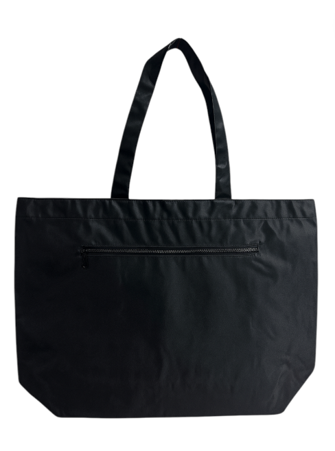 Black tote bag on a white background Kenneth Cole Monza Outlet, Monza Fashion, Shein Outlet