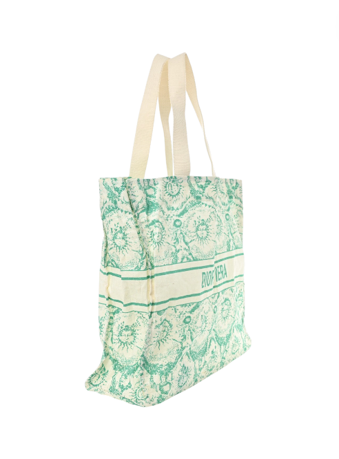Tote bag with green floral pattern and white text on a white background monza outlet, Shein outlet, monza fashion