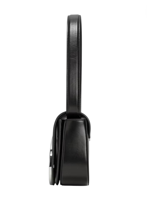 Black belt with a silver buckle on a white background monza outlet, Shein outlet, monza fashion