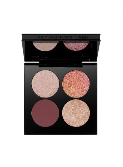 Makeup eyeshadow palette with four colors on a white background. Pat McGrath Labs Monza Outlet