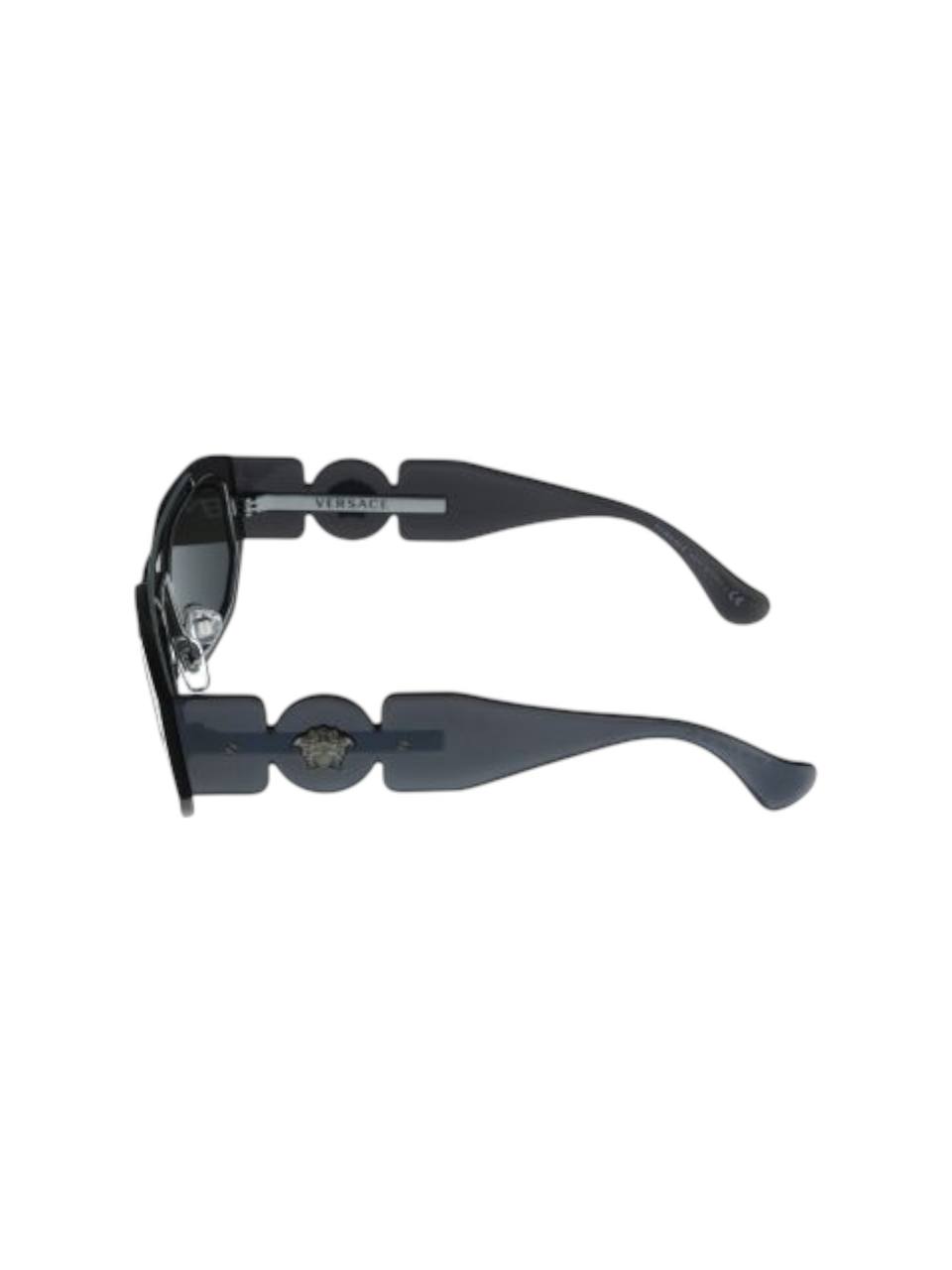 Black sunglasses with patterned arms on a white background Monza Outlet, Monza Fashion, Shein Outlet