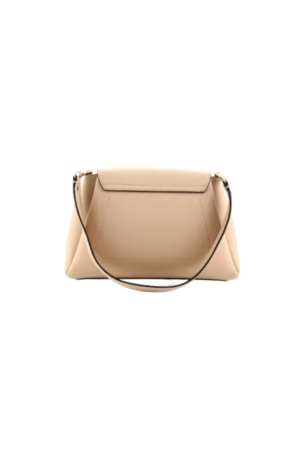 Beige handbag on a white background. Guess, Monza Outlet, Monza Fashion, Shein Outlet