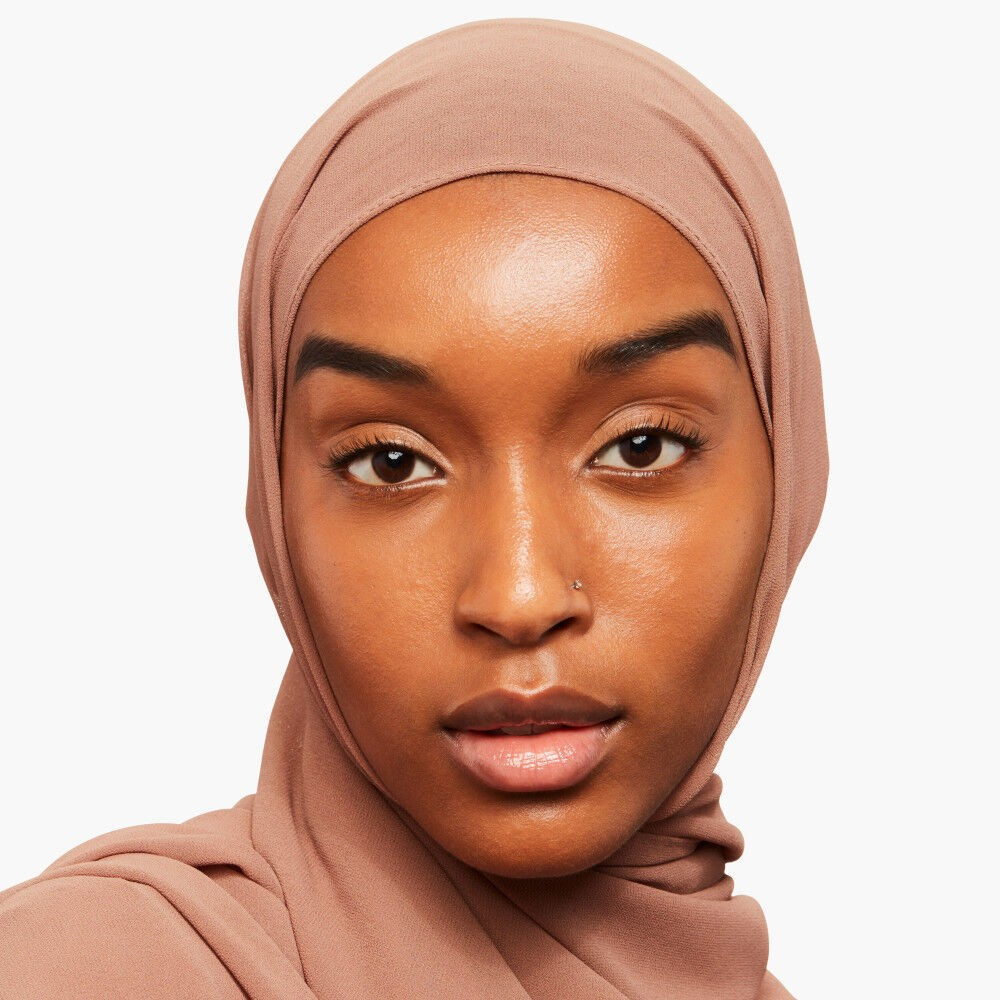 Synchro Skin Radiant Lifting Foundation