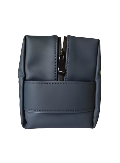Navy blue leather pouch with zipper on a white background monza outlet, Shein outlet, monza fashion