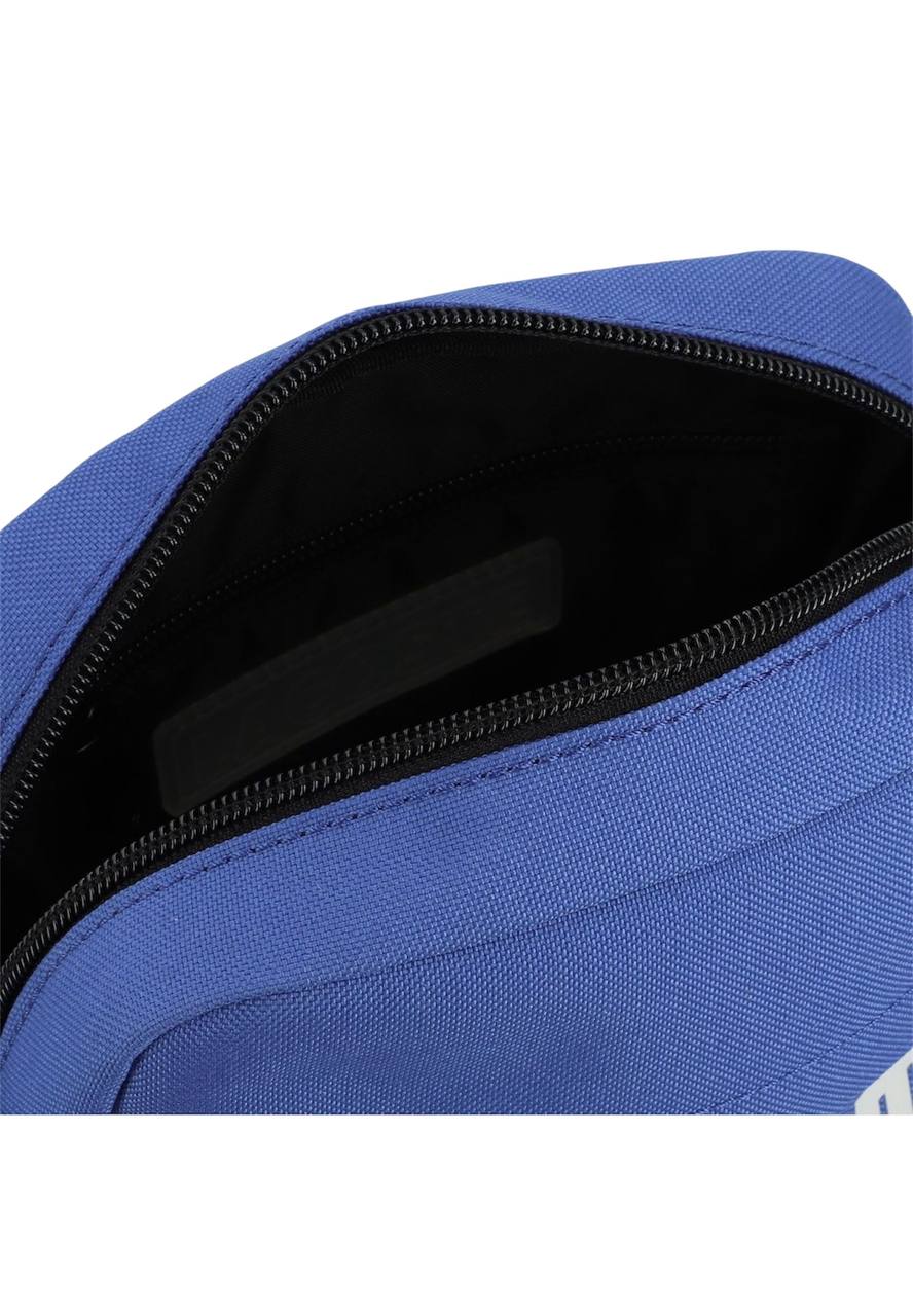 Blue bag with a zipper on a white background Lacoste Monza Outlet, Monza Fashion, Shein Outlet