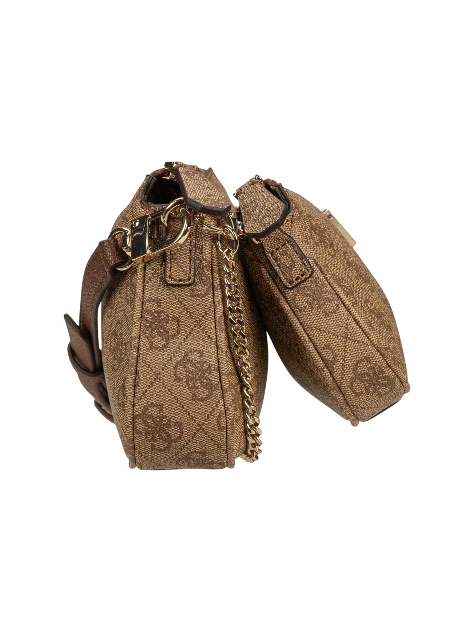 Brown textured handbag with chain detail on a white background. Guess, Monza Outlet, Monza Fashion, Shein Outlet