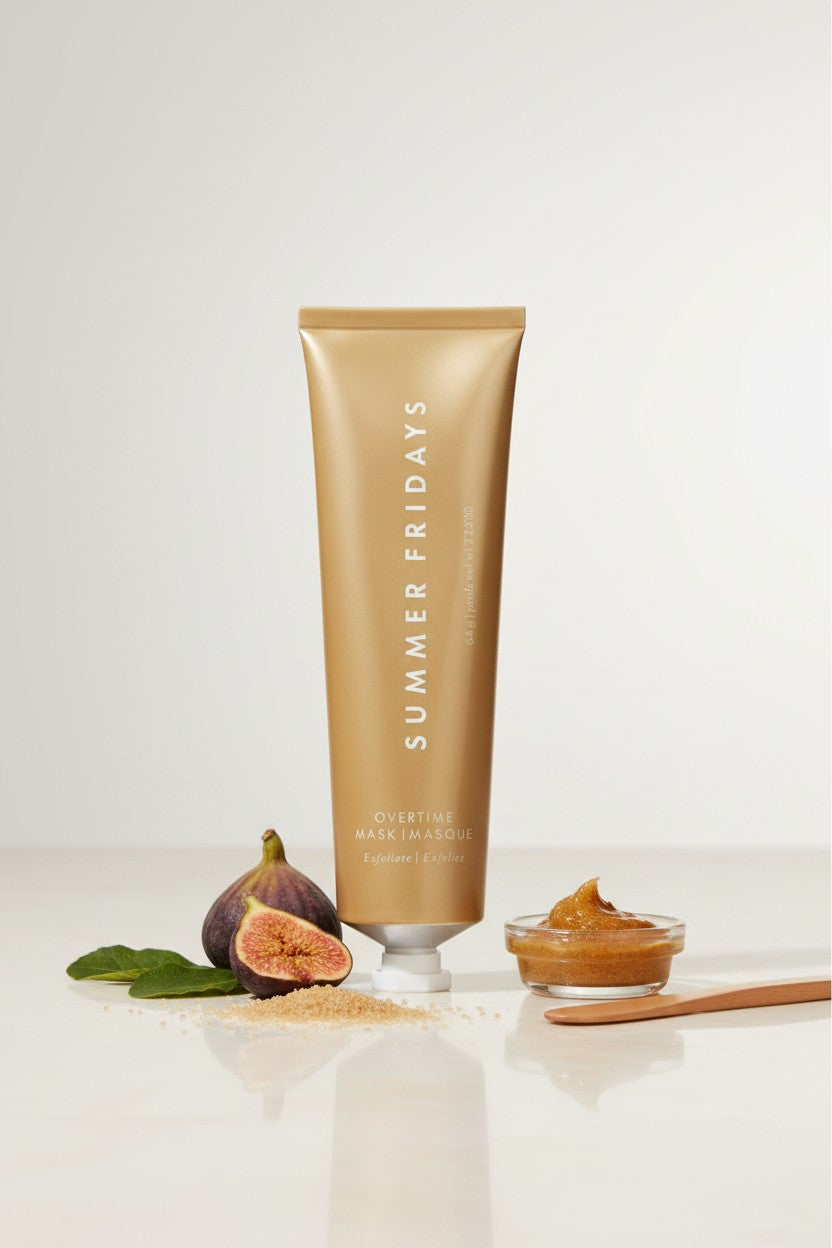 Tube of Summer Fridays product with figs and a wooden spoon on a light background. Summer Fridays, Monza Outlet, Monza Fashion, Shein Outlet