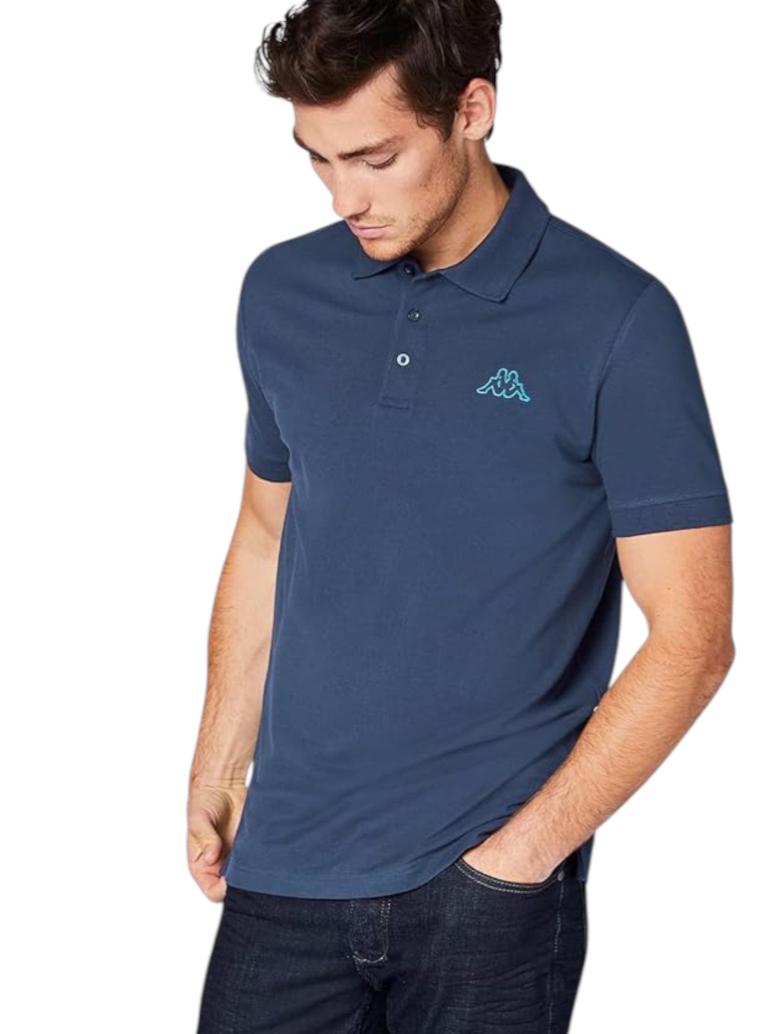 Man wearing a blue polo shirt with a logo on a white background. Kappa, Monza Outlet, Monza Fashion, Shein Outlet