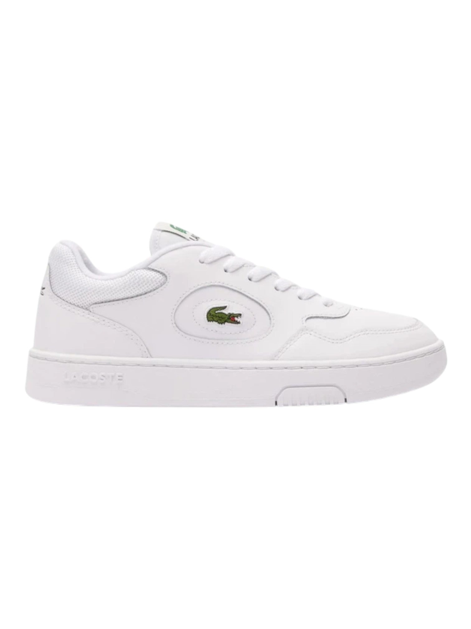 White sneaker with a green alligator logo on a white background. Lacoste, Monza Outlet, Monza Fashion, Shein Outlet