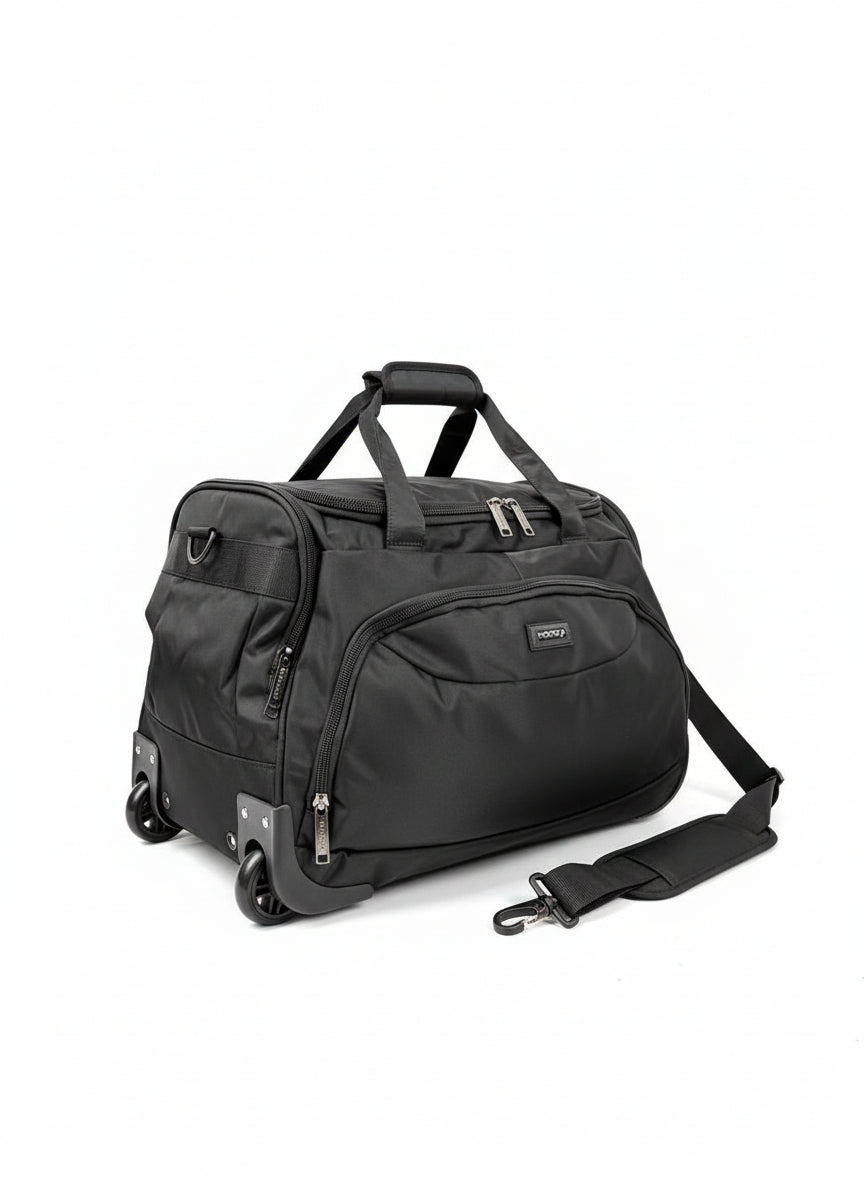 Black travel bag with wheels on a white background. Monza Italy, Monza Outlet, Monza Fashion, Shein Outlet 