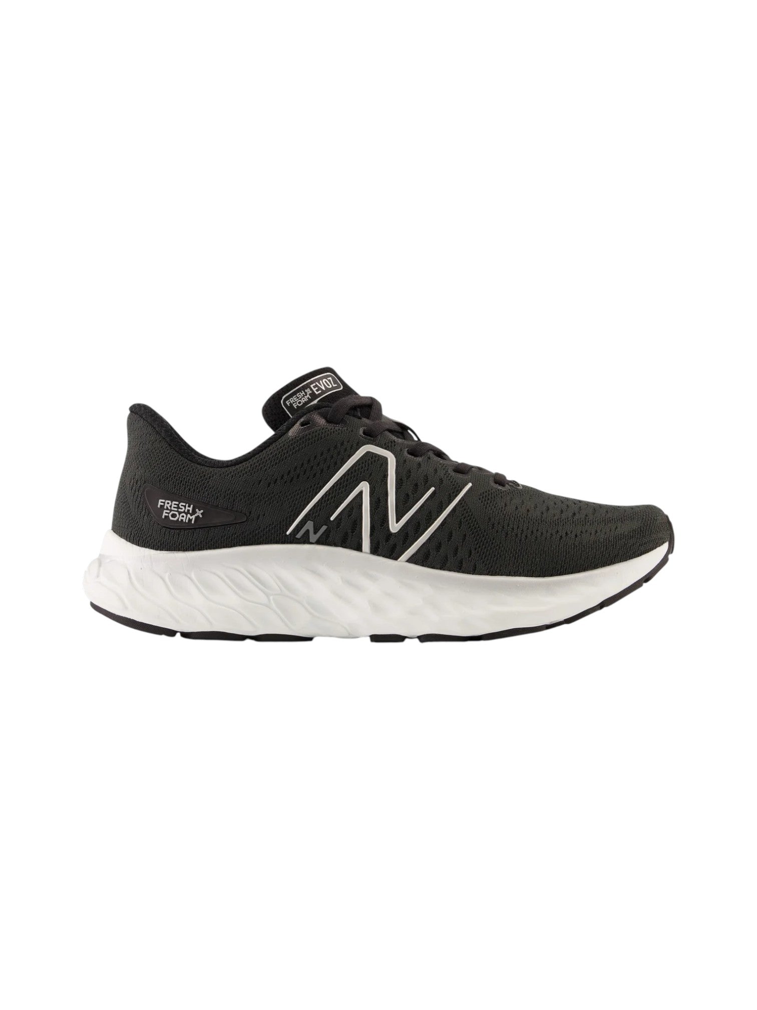 Black running shoe with white sole on a white background. New Balance, Monza Outlet, Monza Fashion, Shein Outlet