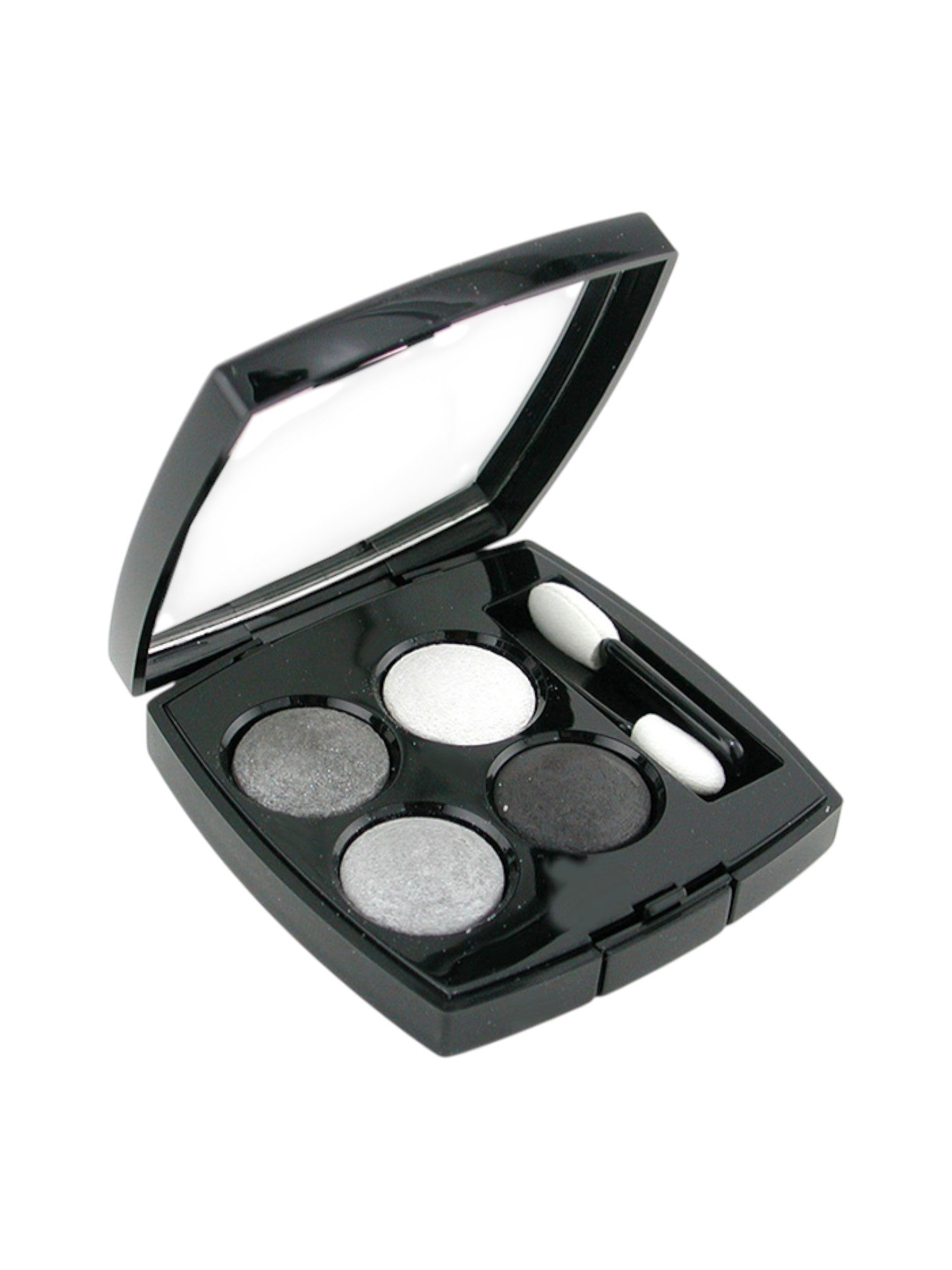 Makeup eyeshadow palette with four colors in an open case on a white background monza outlet, Shein outlet, monza fashion