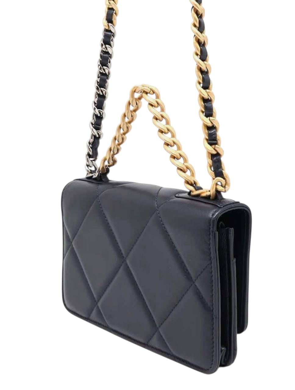 Diamond-Quilted Shoulder Bag