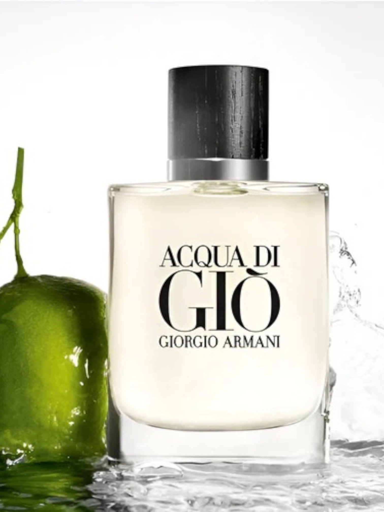Giorgio Armani Acqua di Giò perfume bottle with a lime and water droplets on a white background. Giorgio Armani, Monza Outlet, Monza Fashion, Shein Outlet