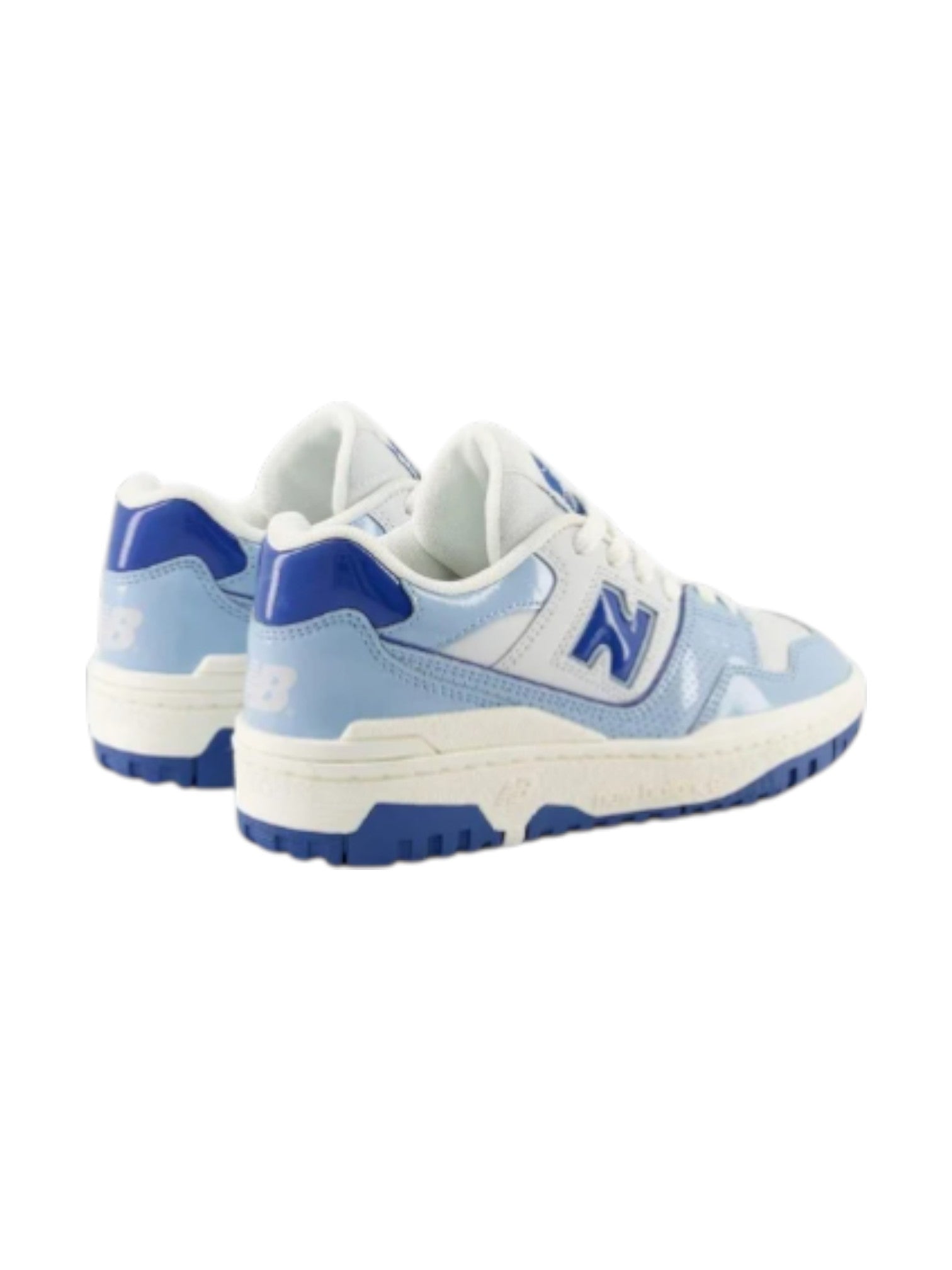 Pair of blue and white sneakers on a white background. New Balance, Monza Outlet, Monza Fashion, Shein Outlet