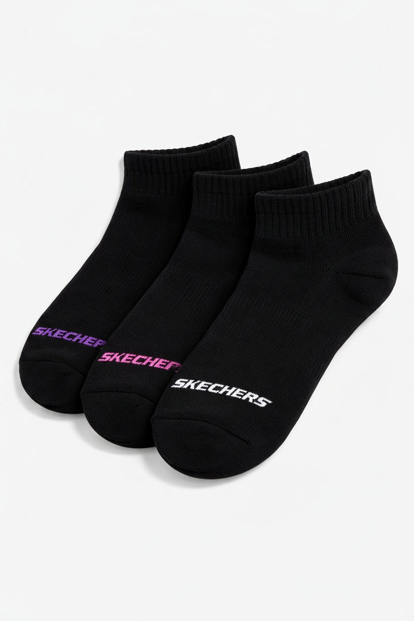 Three black ankle socks with Skechers logo on a white background. Skechers, Monza Outlet, Monza Fashion, Shein Outlet