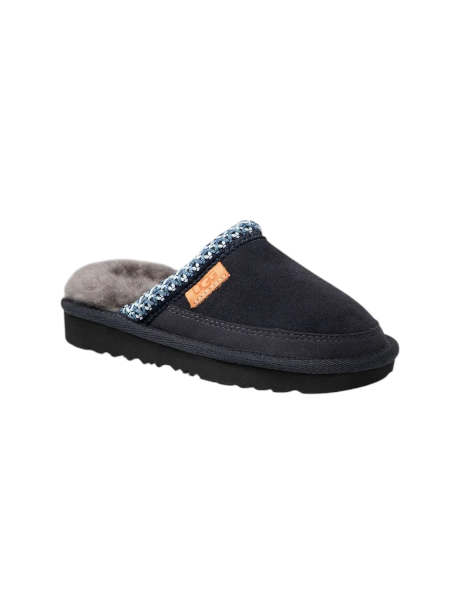 Black slipper with fur lining and decorative trim on a white background. UGG, Monza Outlet, Monza Fashion, Shein Outlet