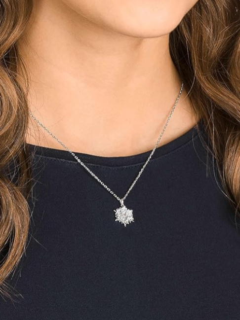 Magic Snowflake Pendant Necklace
