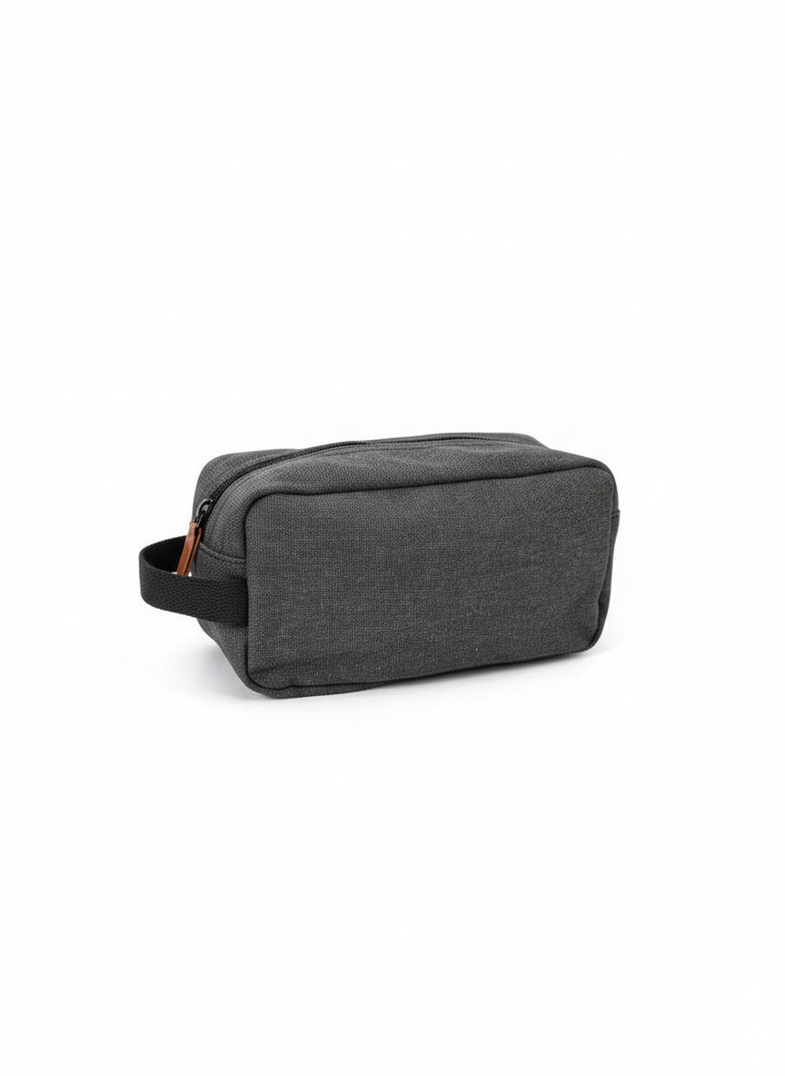 Gray toiletry bag with a zipper on a white background. Monza Italy, Monza Outlet, Monza Fashion, Shein Outlet