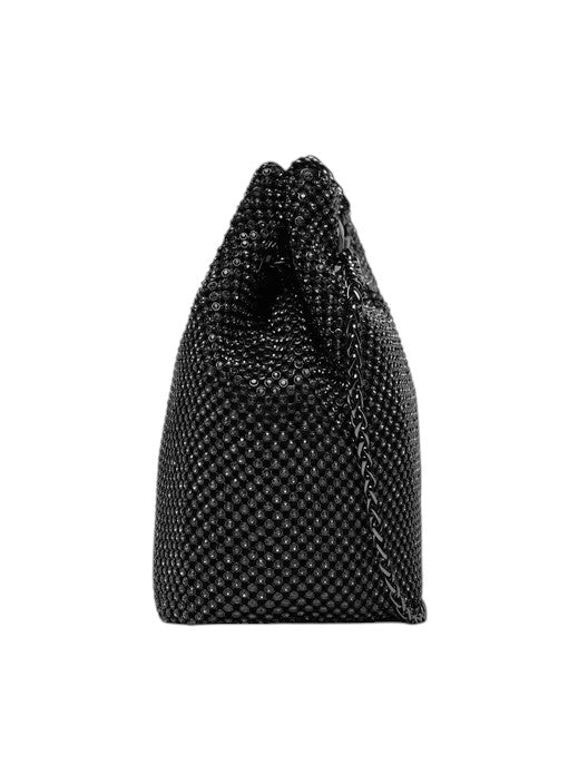 Black textured handbag on a white background. Guess, Monza Outlet, Monza Fashion, Shein Outlet