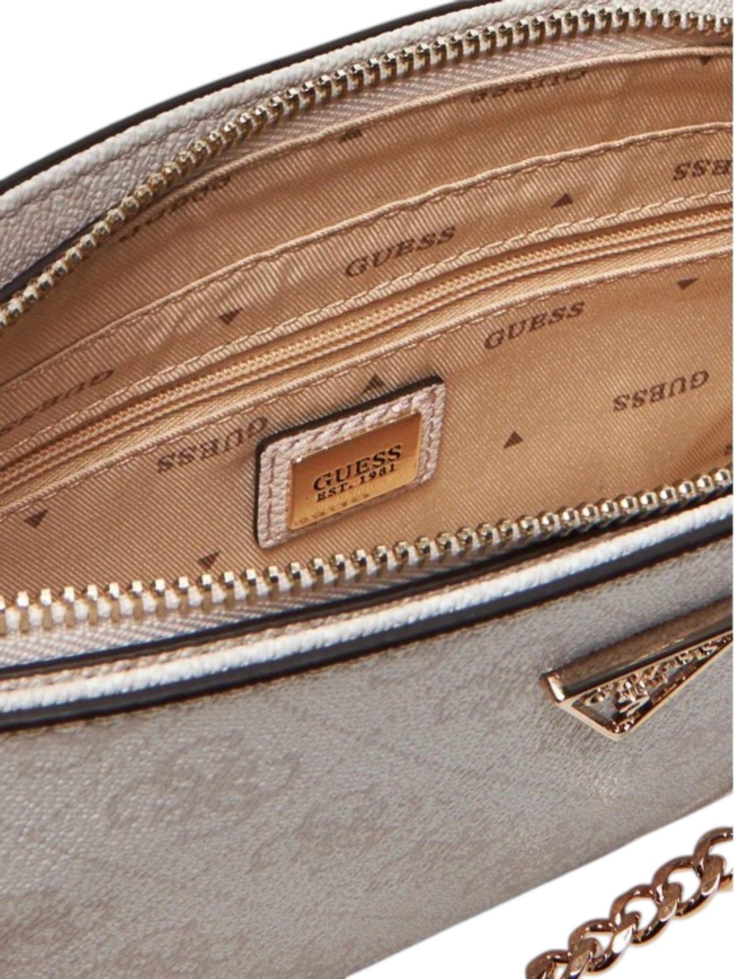 Close-up of a Guess handbag with visible branding inside. Guess, Monza Outlet, Monza Fashion, Shein Outlet