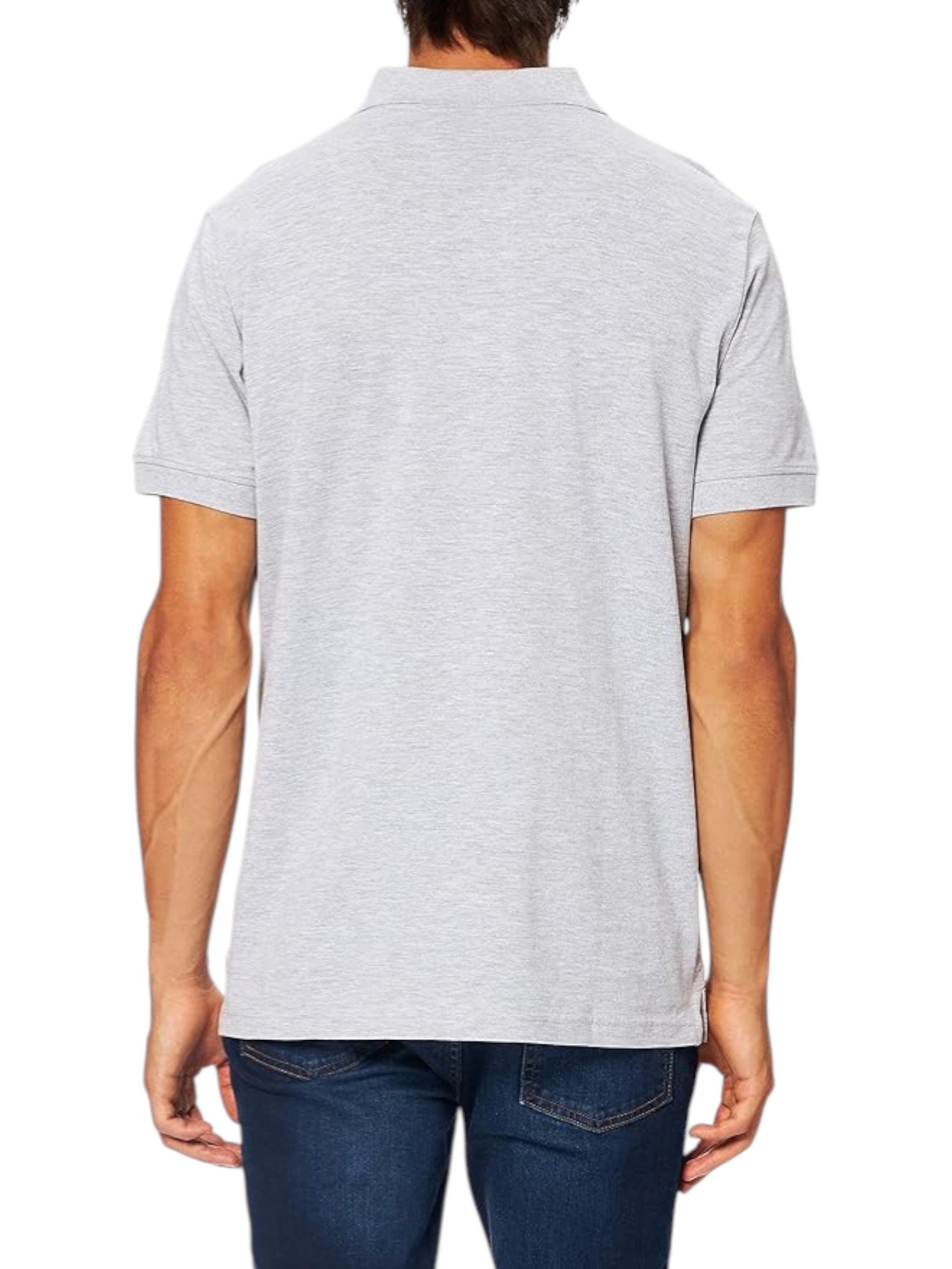 Person wearing a light gray polo shirt on a white background. Kappa, Monza Outlet, Monza Fashion, Shein Outlet