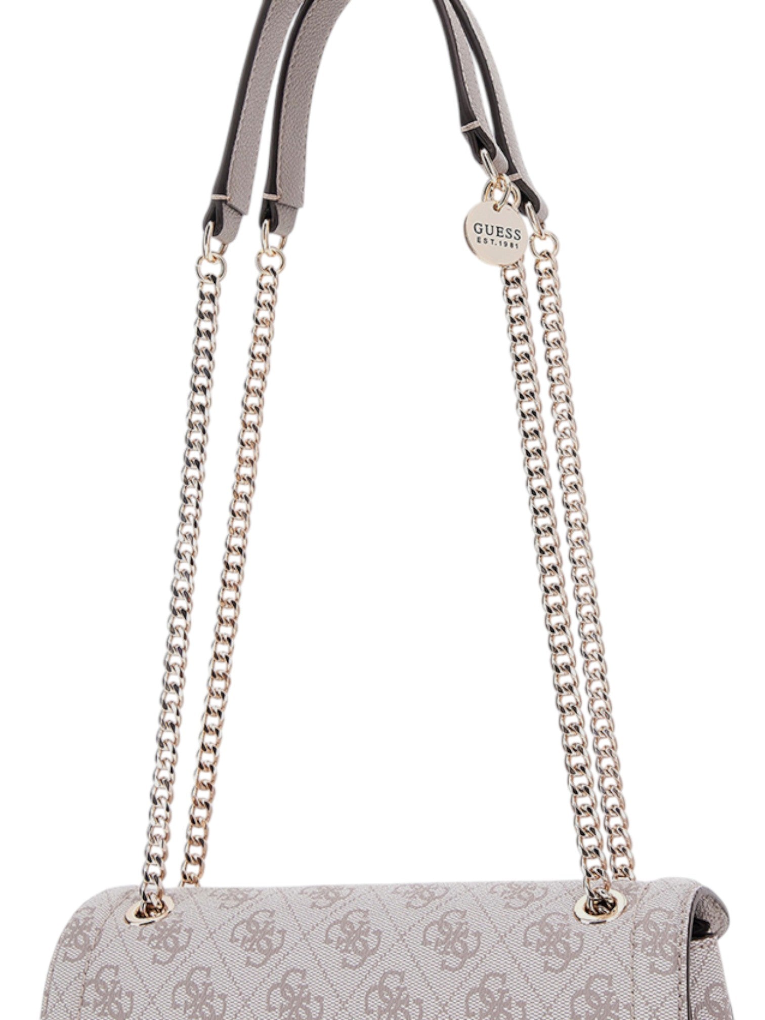 Gray handbag with chain strap on a white background. Guess, Monza Outlet, Monza Fashion, Shein Outlet