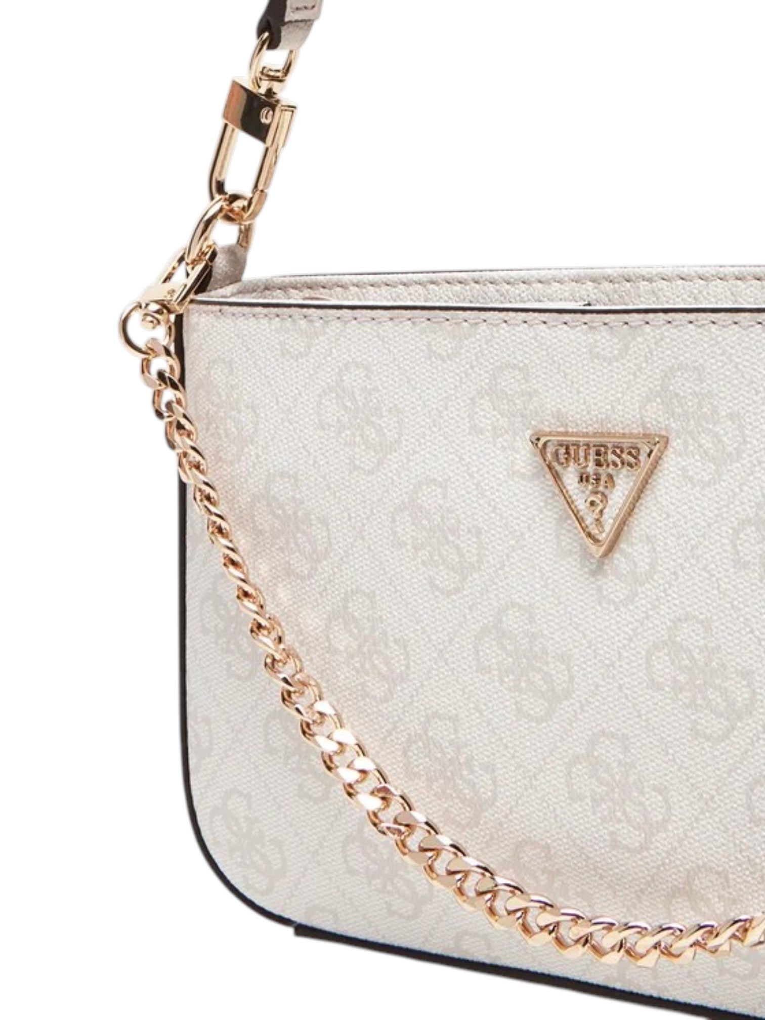 White handbag with gold chain strap and Guess logo on a white background. Guess, Monza Outlet, Monza Fashion, Shein Outlet