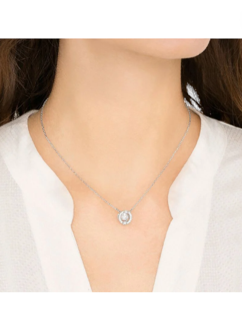 Una Sparkling Dance Round Necklace