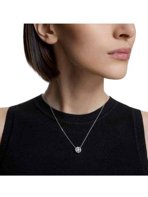 Una Sparkling Dance Round Necklace