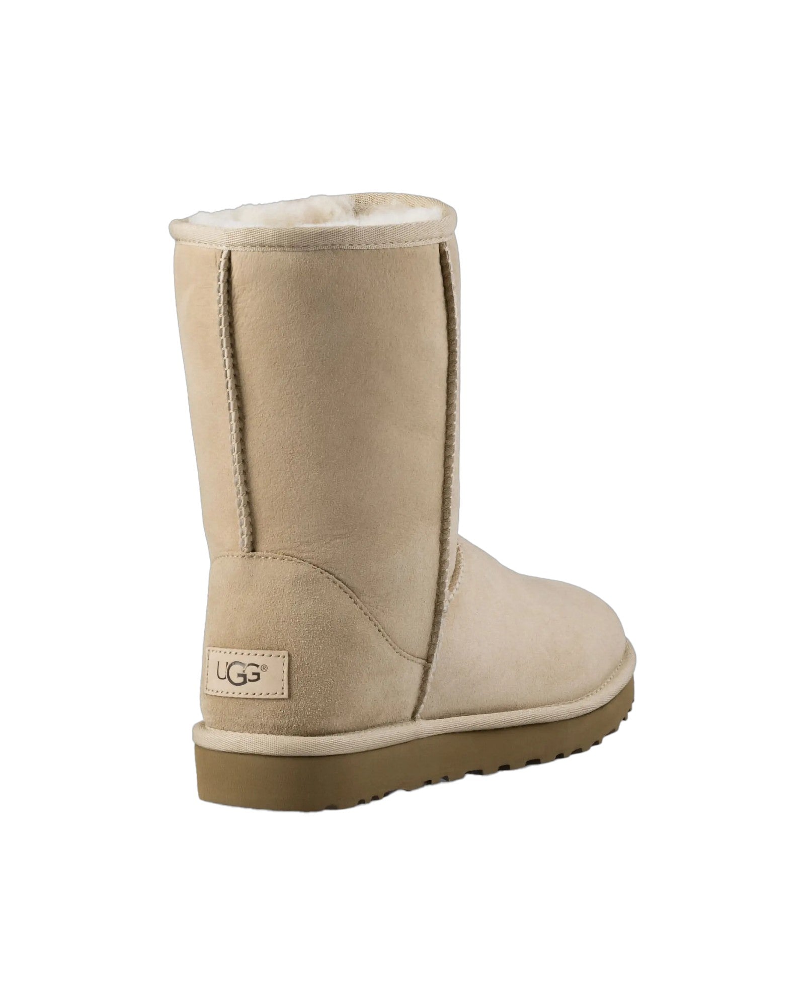 Beige UGG boot on a white background. UGG, Monza Outlet, Monza Fashion, Shein Outlet